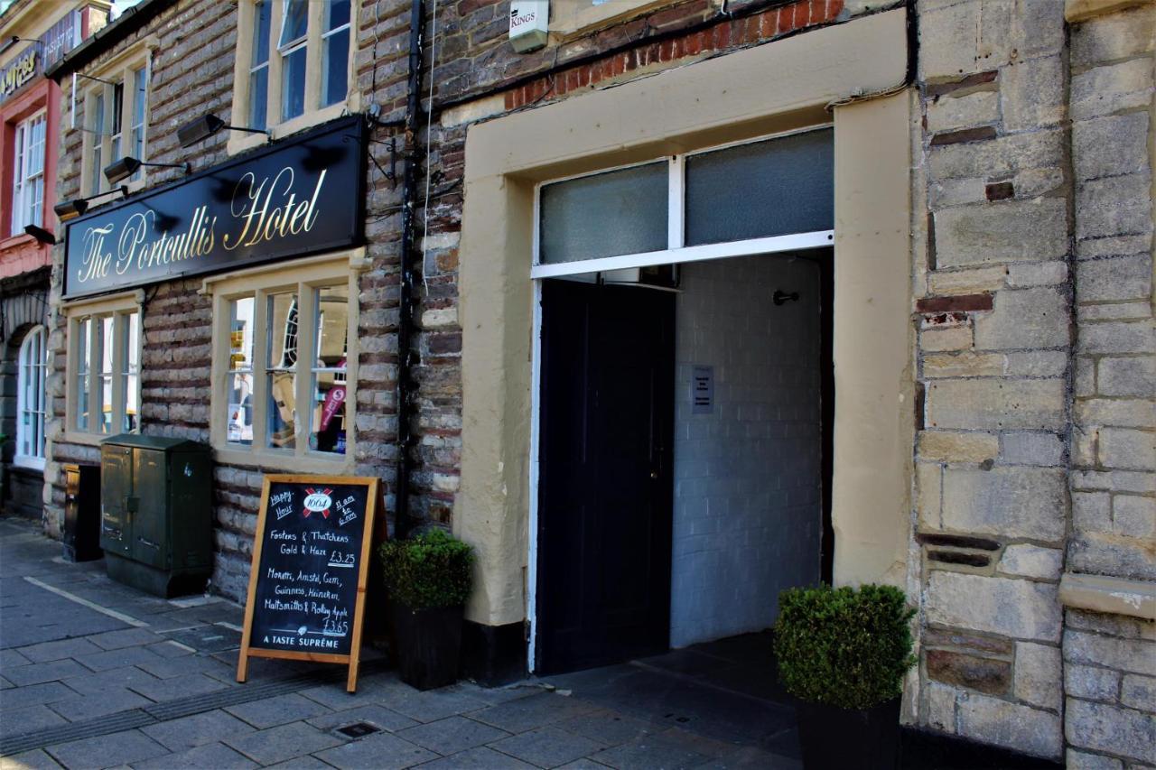 The Portcullis Hotel Chipping Sodbury Bagian luar foto