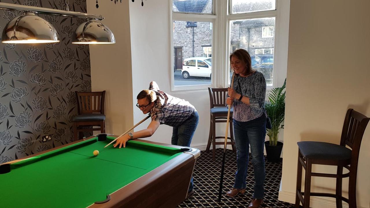 The Portcullis Hotel Chipping Sodbury Bagian luar foto